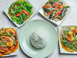 Restoran Payung Emas food