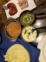 7 Spice Indian Cuisine food