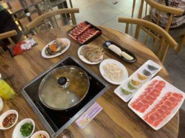 Good Family Steamboat food