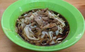 Tengkera Duck Noodle food