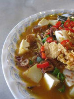 Doli Kuey Teow Goreng food