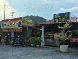 Restoran Suri Masakan Melayu Asli outside