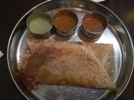 Yatra Indian Cuisine food