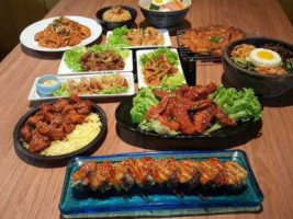 Tae Yang Island food