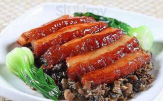Xian 6 Seafood Steamboat food