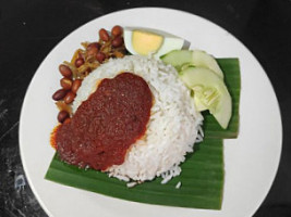 Nasi Lemak Kukus Kenit (nlkk) food