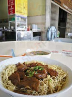 Mee Sin Cafe food