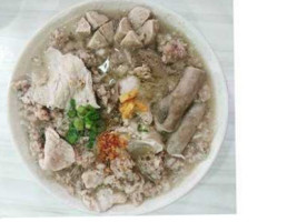 Leng Leng Pork Noodles food
