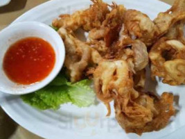 D' Tunggal Seafood food