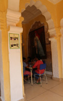 Cafe Mehran inside