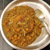 Kishu Di Hatti food