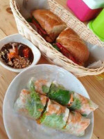 Linda Vietnam Cafe food