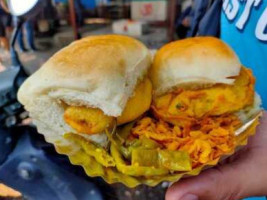 Garden Vada Pav Centre food