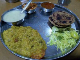 Shree Akshar Bhojnam food