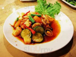 Kahfi Tomyam Seafood food