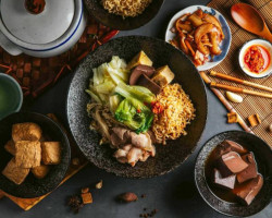 Dōng Fēng Zhuàn Má Là Tàng Mín Shēng Diàn food