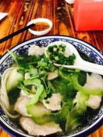 Go Noodle House food