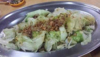 Hua Wang Steamed Fish Head food
