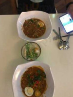 Go Lokal Hut Putrajaya food