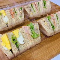 Sandwich Mae Noonzi food