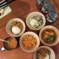 Aroii Thai food