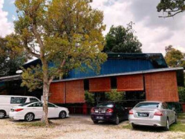 Lauer Durian Farm outside