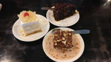 Jd's Cafe And Bakery food