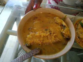 Bhojohori Manna At Hazra food