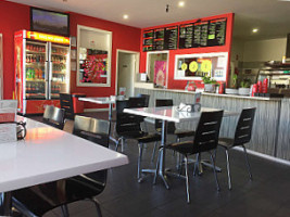 Straya Cafe And Pizzeria Caroline Springs food