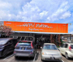 Happy Station Kopitiam outside
