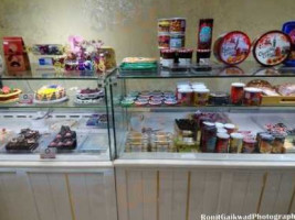 Aamantran Food Court And Sweets food