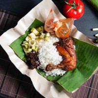 Nasi Kukus Habibi Foodtruck food