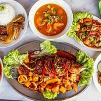 Makjah Tomyam Kg Melayu food