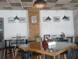 Mandala Cafe Bistro inside