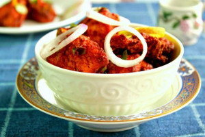 Queen Authentic Indian Restaurant food