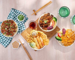 Táo Bǎn Wū Tái Nán Zhōng Yì Diàn food