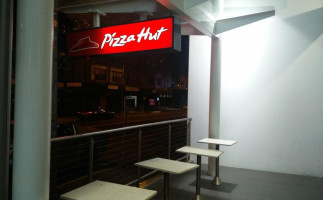 Pizza Hut Newcastle inside
