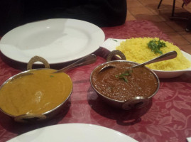 Singh's Curry Palace food