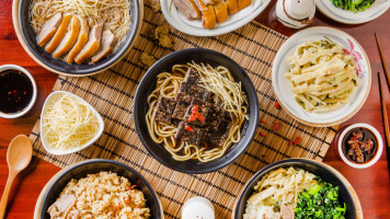 Yā Xiāng Bǎo Dāng Guī Yā Sān Shí Nián Lǎo Diàn food