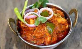 Shri Gupta'z food