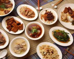 Hāng • Lǔ Ròu Fàn food