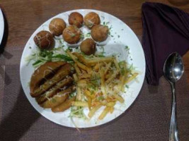 Khana E Laziz food