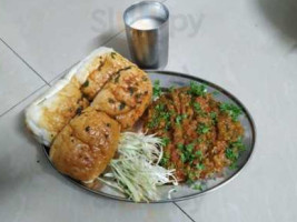 Megh Malhar Dhosa food