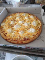 La Pino'z Pizza Nikol food