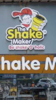 The Shake Maker outside