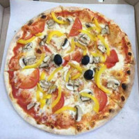 Pizzeria Pizzavilla food