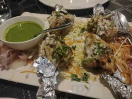 Kaali Meeri food