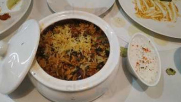 Dhamaal food