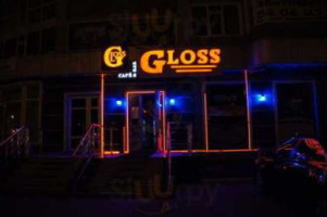 Gloss Cafe inside