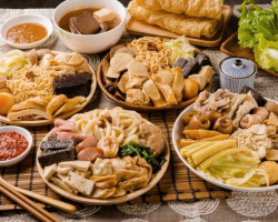 Jiù Jiàng Lǔ Dǔ Xíng Diàn food